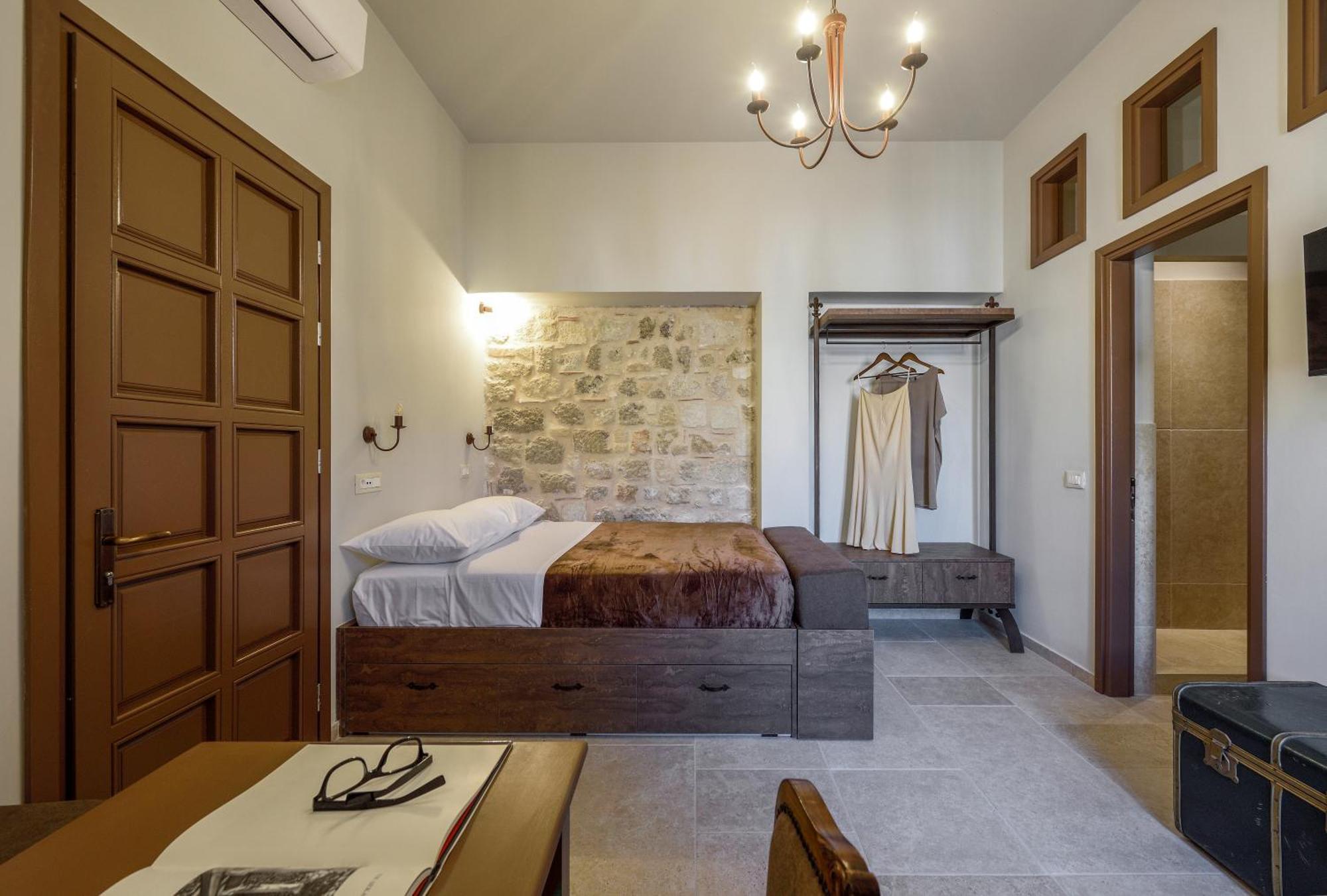 Spanish Knights Inn Rhodes City Bagian luar foto