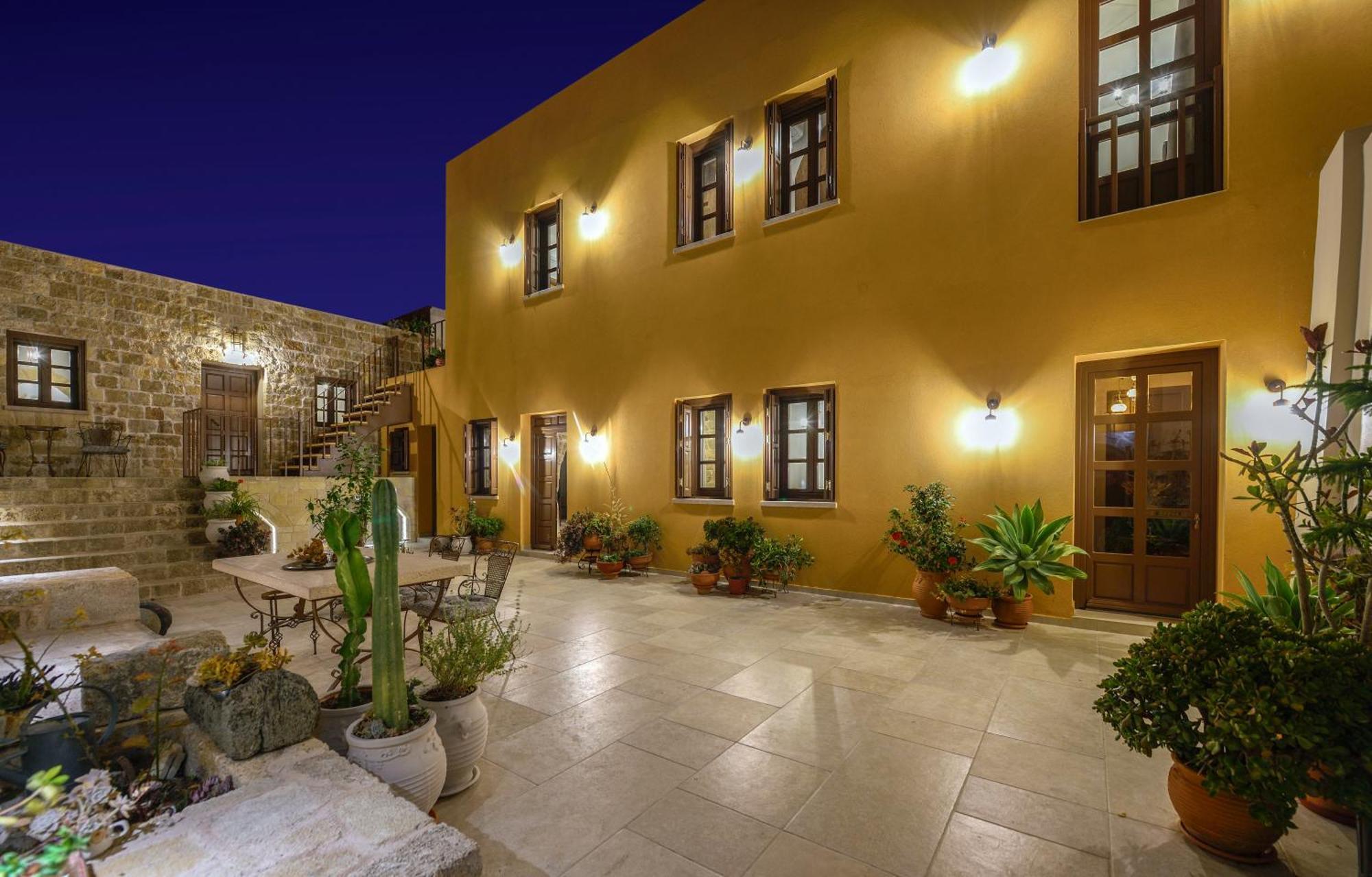 Spanish Knights Inn Rhodes City Bagian luar foto